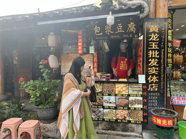 丽江市内最大的旅游景点 丽江市内最大的旅游景点在哪里